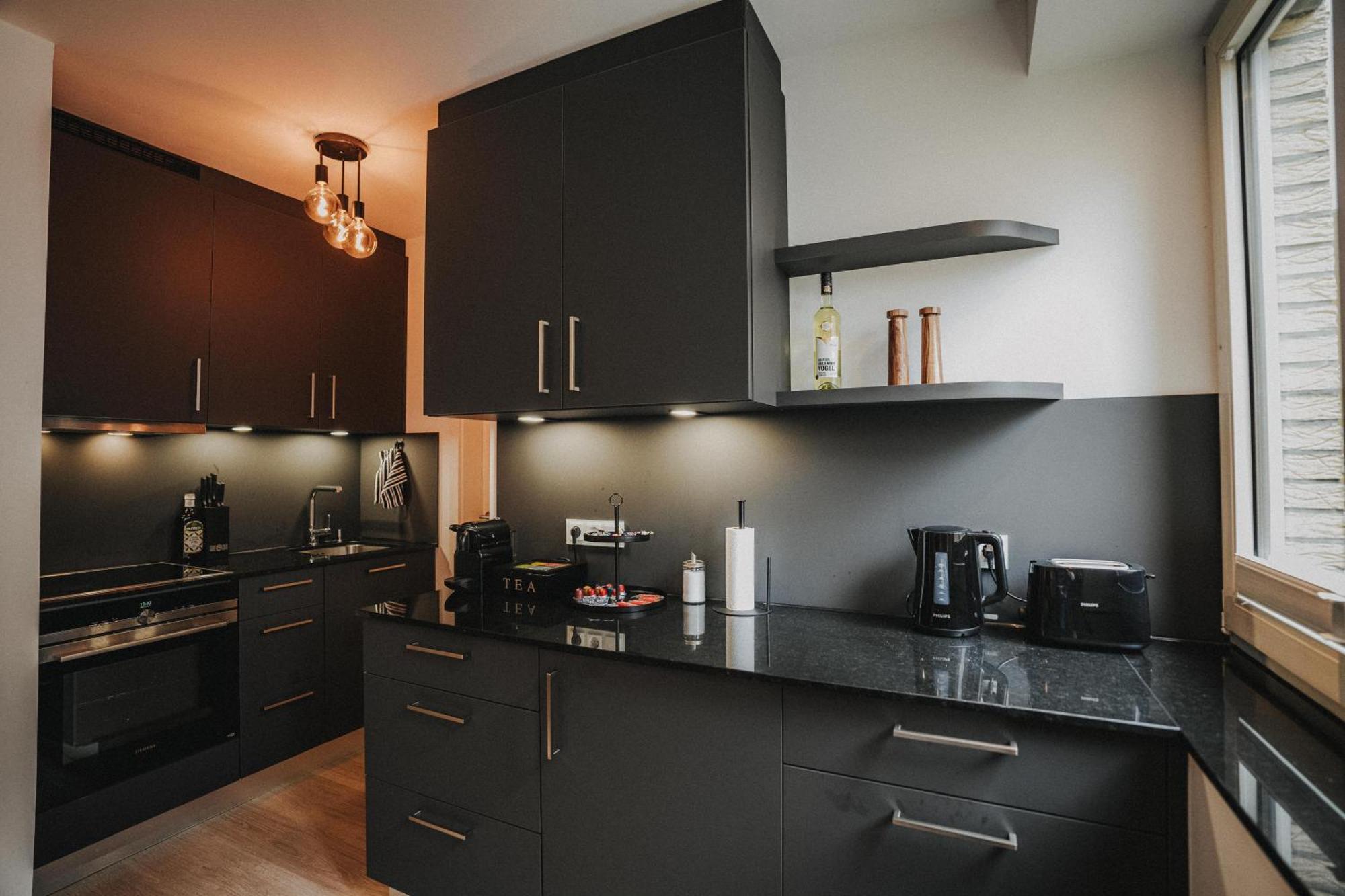 Downtown Apartment Mit Luxusbad Am Hafen Nur 5 Minuten Zu Fuss In Die Innenstadt Und Zum Bahnhof! Oldenburg Exterior foto